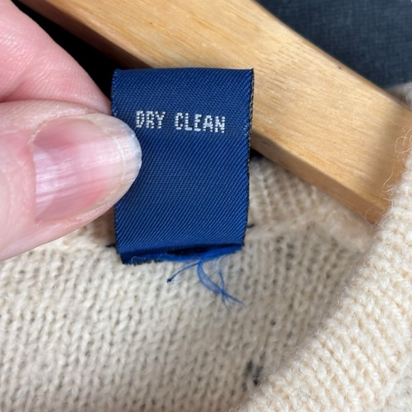 Karen Scott Petites Women’s Embroidered Wool Cardigan – Sz PS (Vintage) - Picture 5 of 9